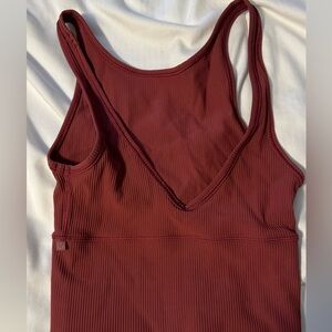 lulu lemon power pivot tank